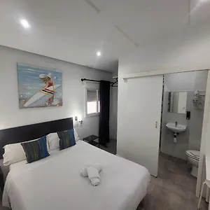 Ayz Frailes - Auto Check-in (adults Only) *** Màlaga